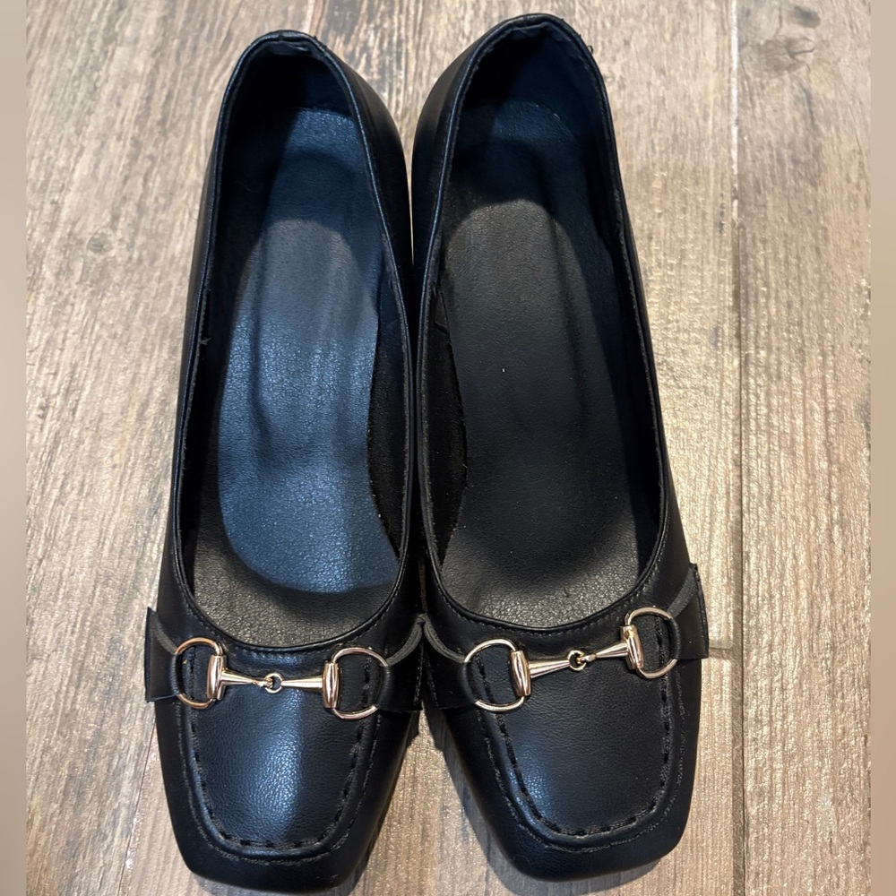leather mid heel pumps